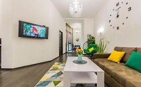 2к квартира в центре. Крещатик, пл. Независимости